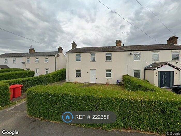 4 Bedroom Semi-Detached House To Rent In Townfield Square, Hayes, UB3