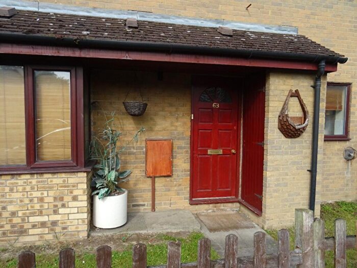 2 Bedroom Terraced House To Rent In Copperfields, Luton, Bedfordshire, LU4