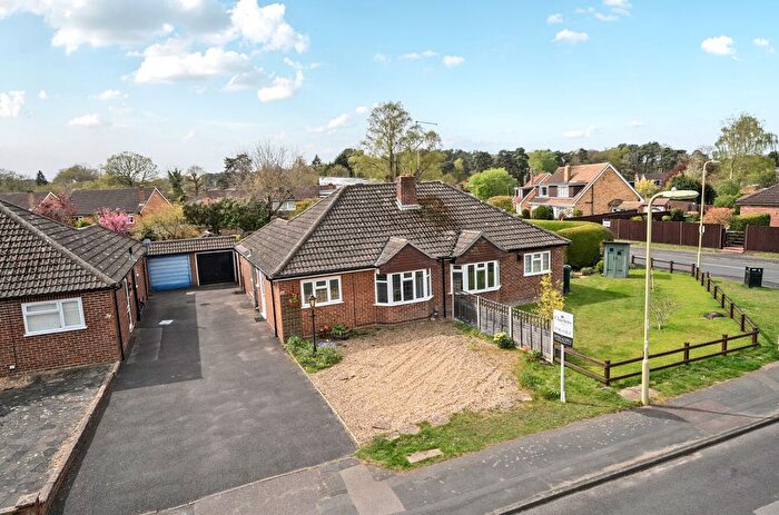 2 Bedroom Bungalow For Sale In Linkway, Fleet, GU52