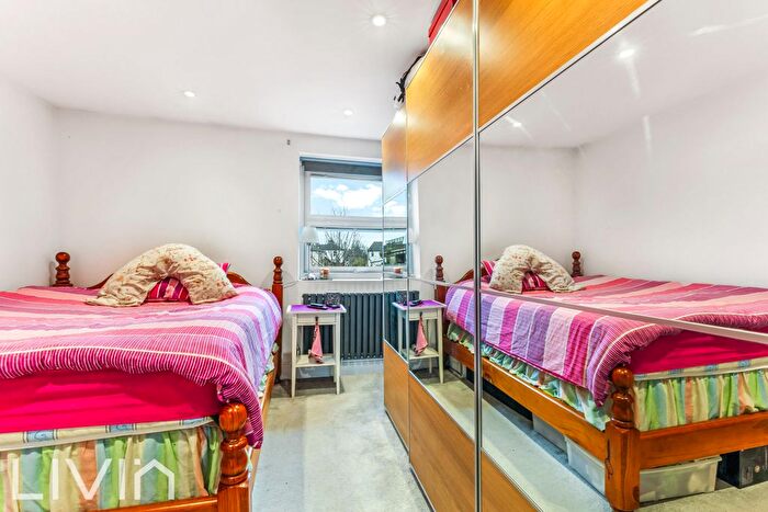 1 Bedroom Property To Rent In Lamberts Place, Croydon, Greater London, CR0