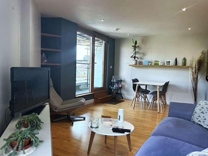 2 Bedroom Apartment To Rent In Armouries Way, Leeds, LS10