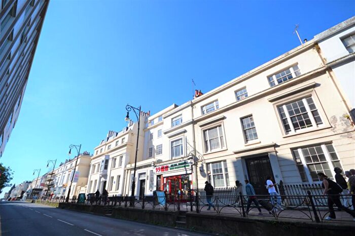 1 Bedroom Flat To Rent In Queens Road, Brighton, BN1