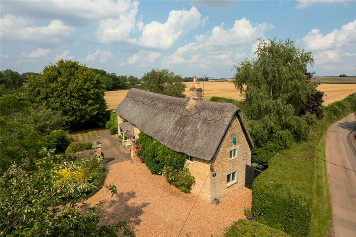 4 Bedroom Detached House For Sale In Blackmile Lane, Grendon, Northamptonshire, NN7