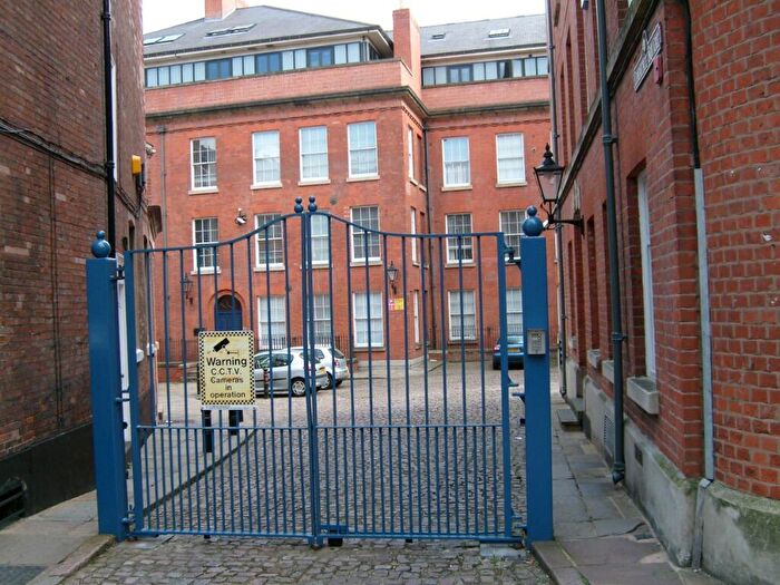 1 Bedroom Flat For Sale In Kings Court, Lace Market, Nottingham, NG1