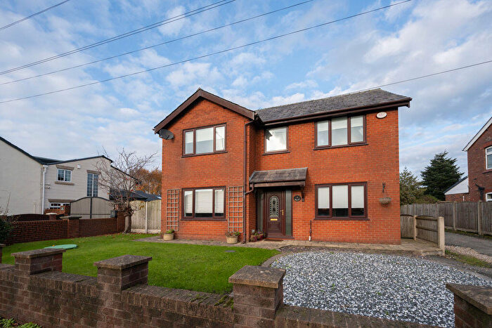 4 Bedroom Detached House To Rent In Lowry Hill Lane, Lathom, L40