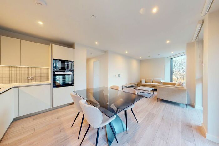 2 Bedroom Flat To Rent In New Kent Road, London, SE1