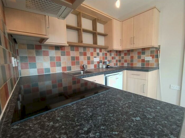 Apartment To Rent In Vallis Way, Frome, BA11