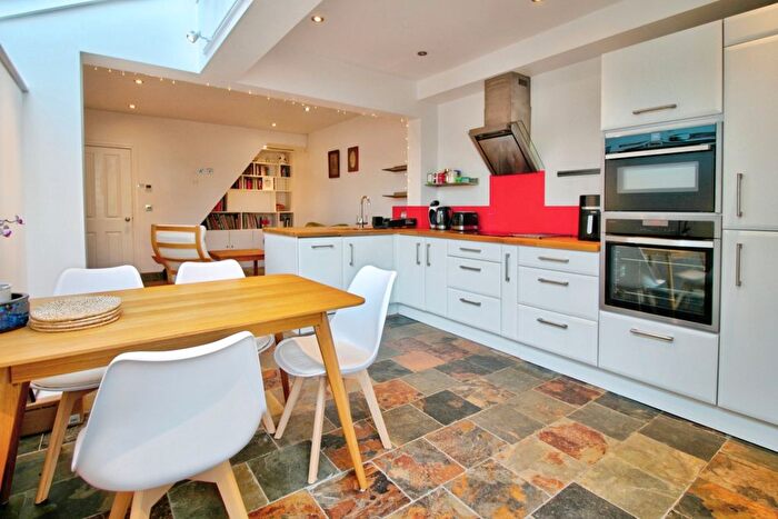 3 Bedroom Semi-Detached House For Sale In Hill View Road, Tunbridge Wells, TN4