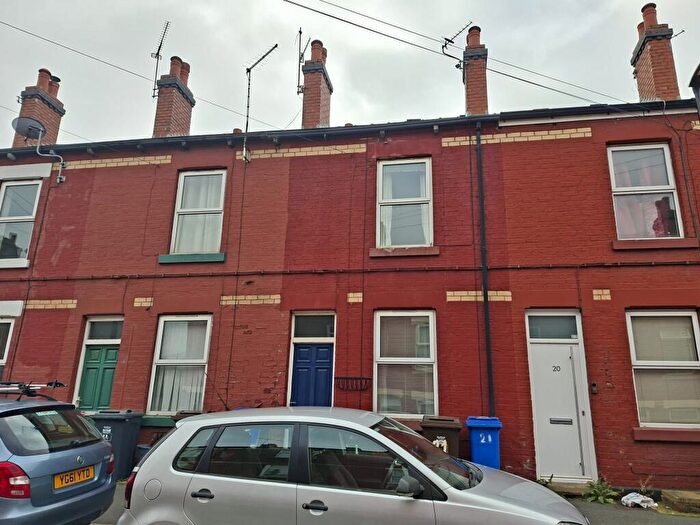 2 Bedroom Terraced House For Sale In Marsh Street, Deepcar, S36