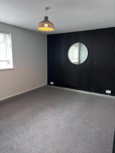 1 Bedroom Flat To Rent In Bournemouth Road, BH14