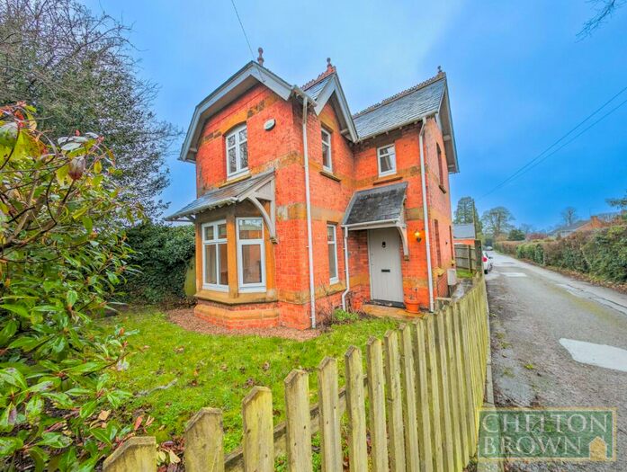 2 Bedroom Detached House To Rent In Harlestone Road, Northampton, NN5