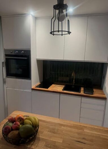 1 Bedroom Flat To Rent In Canterbury Road, Morden, SM4