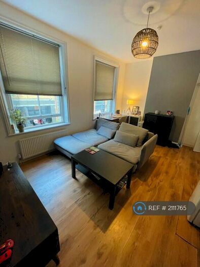 1 Bedroom Flat To Rent In Scrutton Street, London, EC2A
