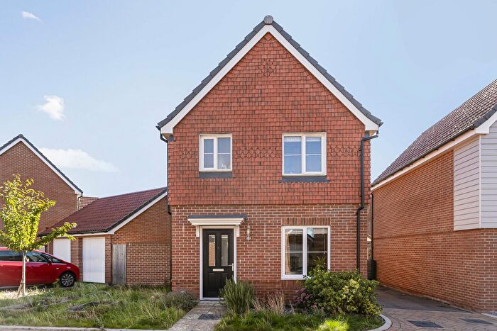 3 Bedroom Detached House For Sale In Yellowhammer Place, Didcot, OX11