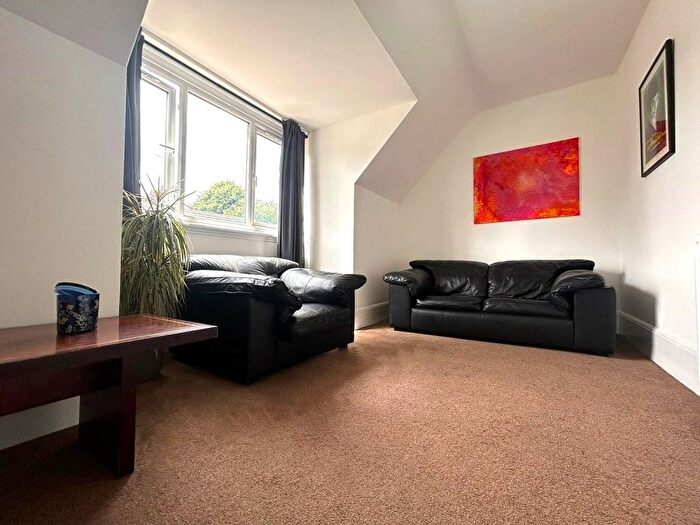 1 Bedroom Flat To Rent In Peel Road, Harrow Wealdstone, HA3