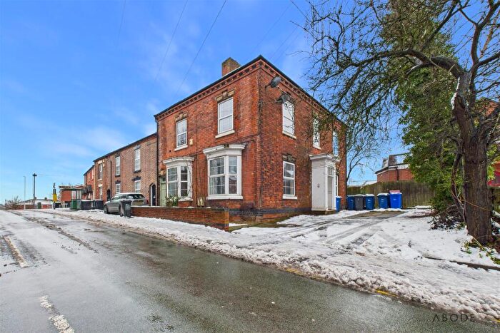 4 Bedroom Semi Detached House For Sale In Church Hill Street, Winshill, DE15