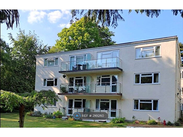 2 Bedroom Flat To Rent In Portarlington Road, Bournemouth, BH4