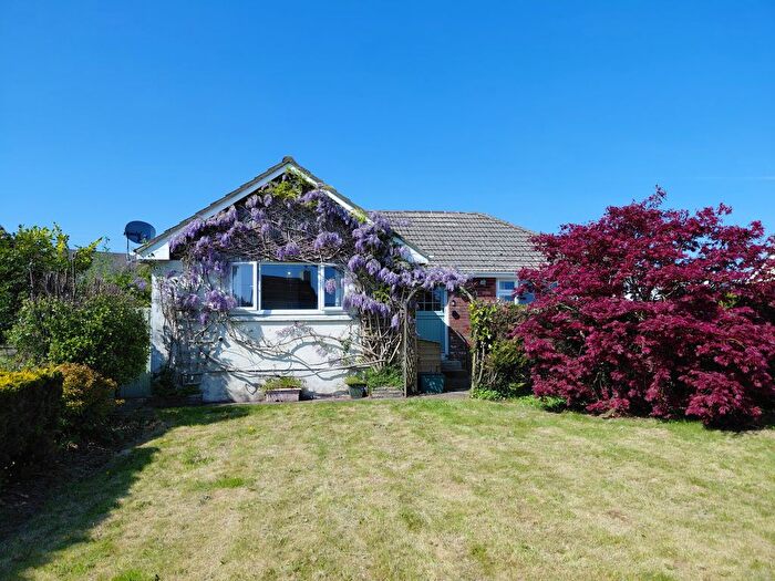 3 Bedroom Bungalow For Sale In Hillcroft, Hele Lane, Frithelstockstone, Torrington, Devon, EX38