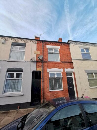 3 Bedroom House To Rent In Hawthorne Street, Leicester, LE3