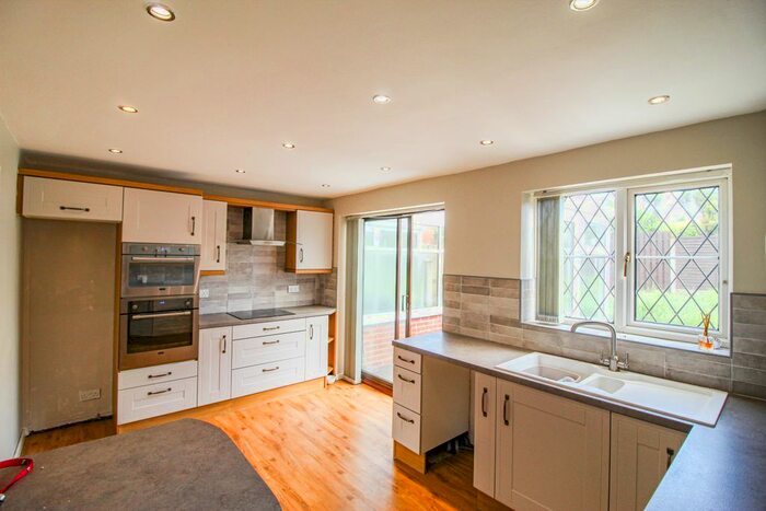 3 Bedroom Terraced House To Rent In Hesketh Close, Darwen, BB3