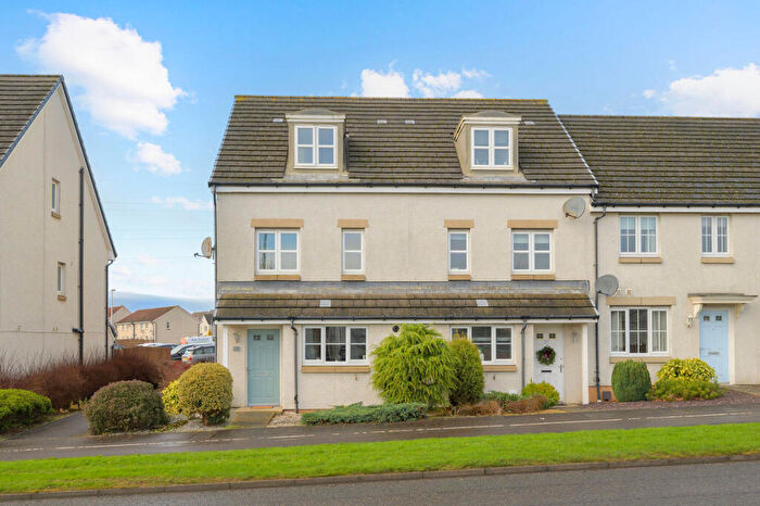 4 Bedroom Terraced House For Sale In Greenshank Drive, Dunfermline, KY11