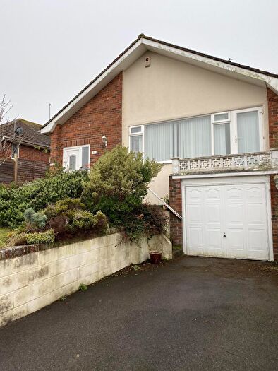 2 Bedroom Bungalow To Rent In Greenbank Avenue, Saltdean, Brighton, BN2