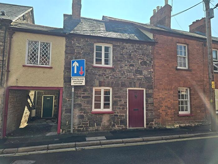 2 Bedroom Terraced House To Rent In Chapel Street, Tiverton, EX16