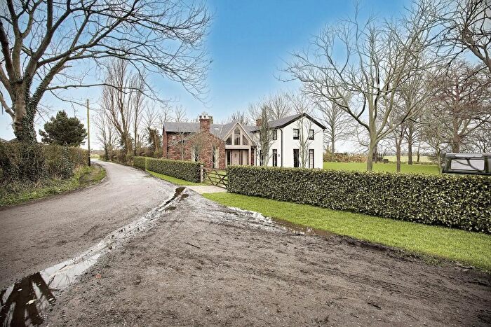 4 Bedroom Farm House For Sale In Old Lunt Farm, Lunt Lane, Lunt, L29