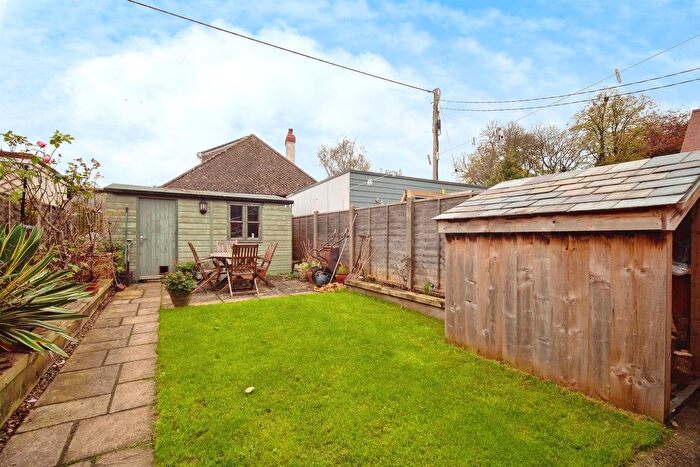 3 Bedroom Terraced House For Sale In Butt Close, Puddletown, Dorchester, DT2