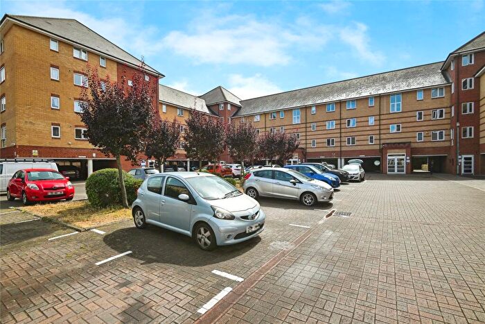 2 Bedroom Flat For Sale In St. Peters Street, Maidstone, Kent, ME16