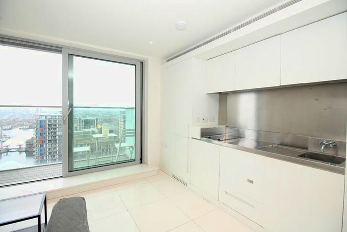 Studio To Rent In Pan Peninsule, East Tower, Canary Wharf, E14