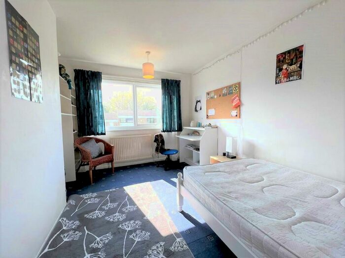 3 Bedroom Terraced House To Rent In Ancress Close, Canterbury, CT2