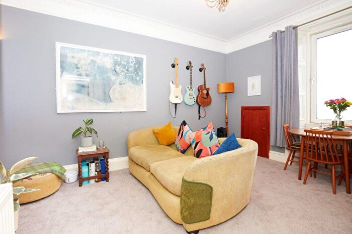 1 Bedroom Flat For Sale In / Starbank Road, Newhaven, EH5