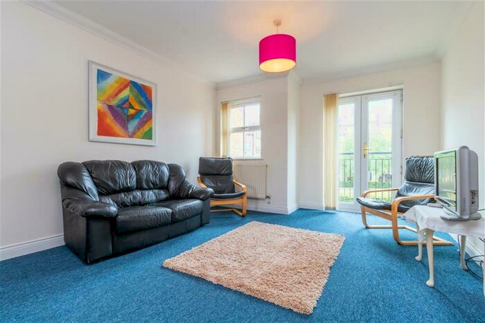 2 Bedroom Flat To Rent In Venneit Close, Oxford, OX1