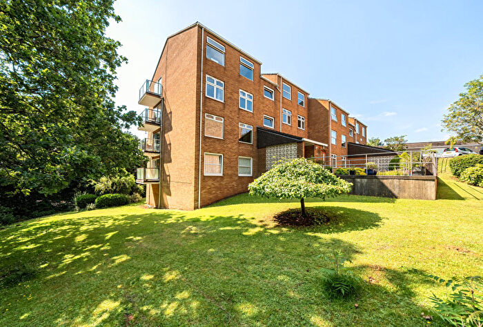 2 Bedroom Apartment For Sale In Winchester Court, Duchess Way, Stapleton, Bristol, BS16