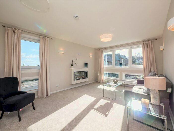 3 Bedroom Flat To Rent In Craigleith Avenue South, Ravelston, Edinburgh, EH4