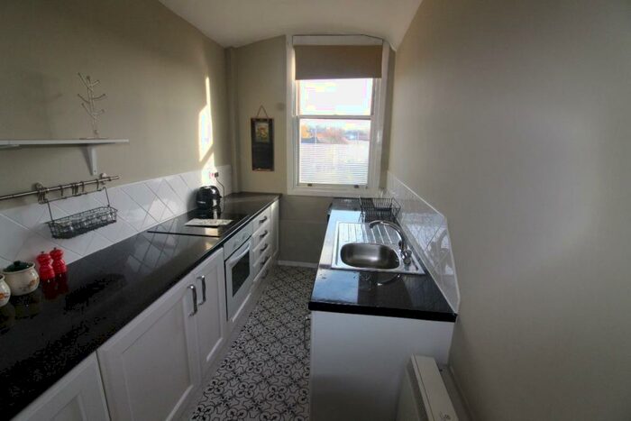 1 Bedroom Flat To Rent In Park View Court, Bath Street, NG1