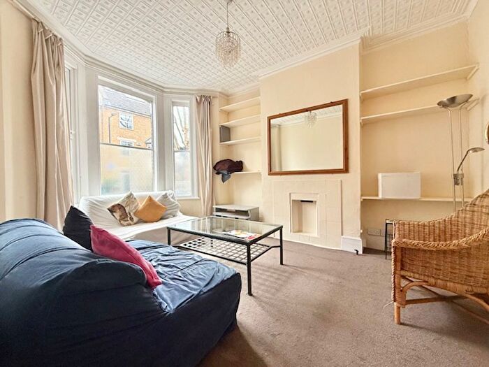 5 Bedroom Terraced House To Rent In Searles Road, SE1