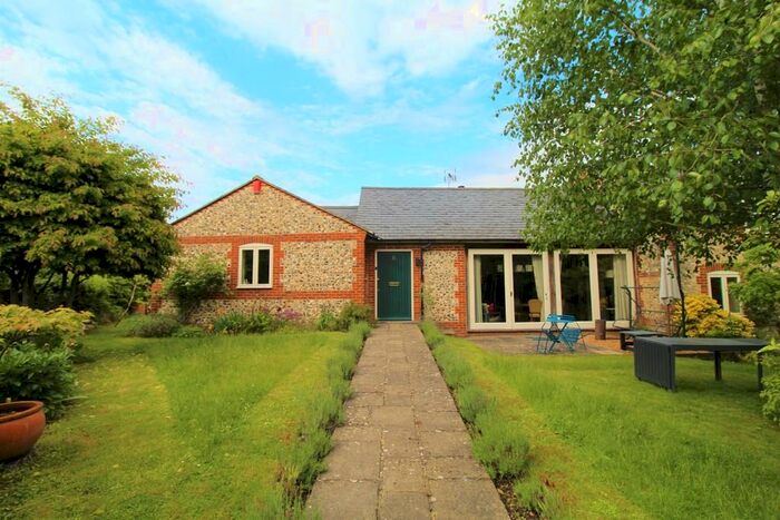 3 Bedroom Barn Conversion To Rent In Will Hall Farm, Alton, GU34