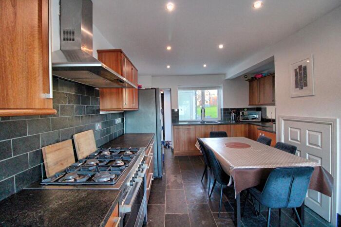 3 Bedroom Semi-Detached House For Sale In Ladyhill Close, Usk, NP15