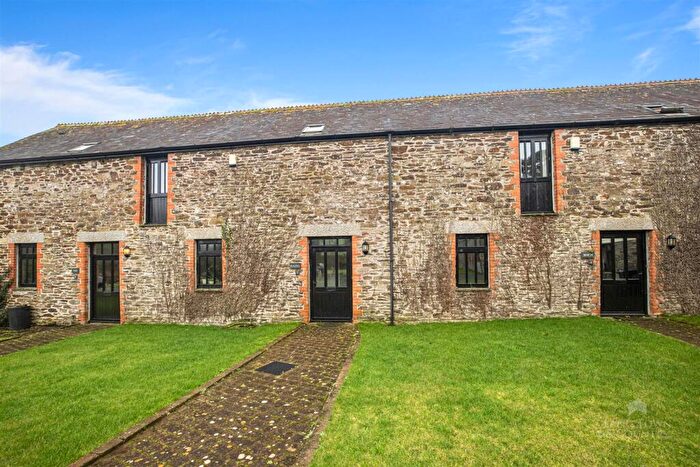 3 Bedroom Barn Conversion To Rent In Duloe Nr. Liskeard, PL14