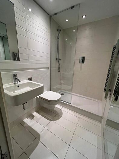 2 Bedroom Apartment To Rent In Blackfriars Road, Spectrum, M3
