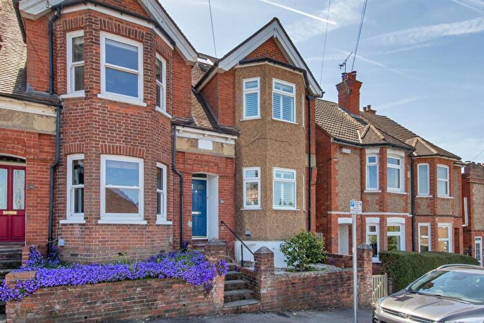 3 Bedroom End Of Terrace House For Sale In Baltic Road, Tonbridge, TN9