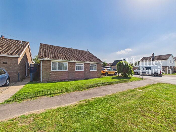 3 Bedroom Bungalow For Sale In Beech Way, Dickleburgh, Diss, IP21
