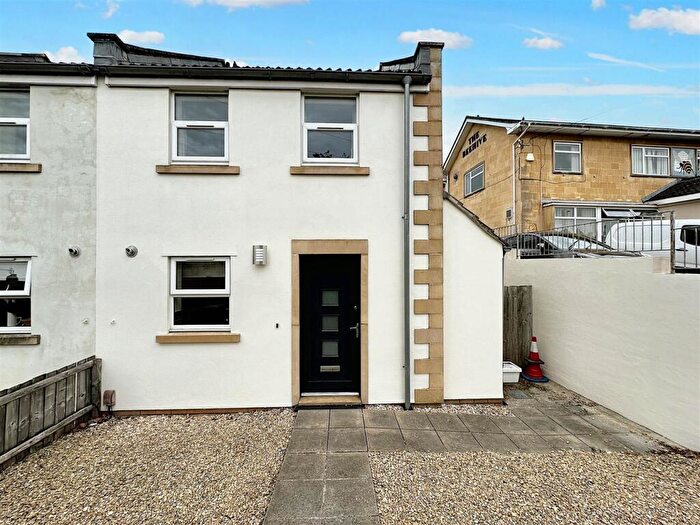 4 Bedroom Semi-Detached House For Sale In The Hollow, Bath, BA2