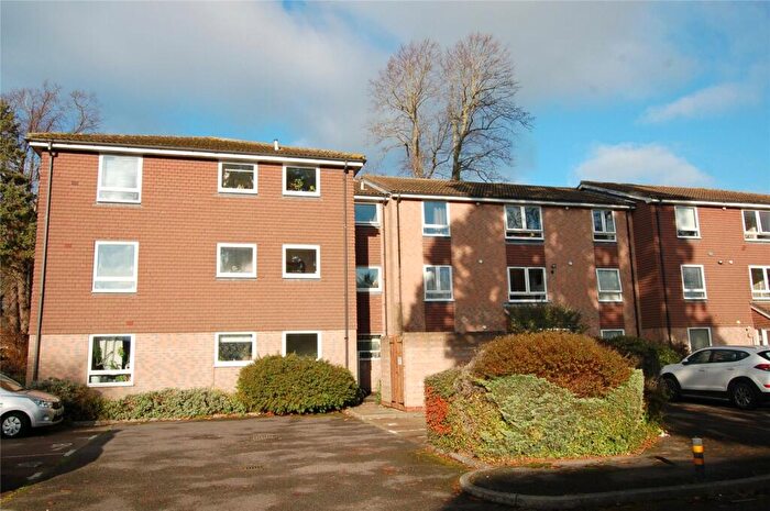 1 Bedroom Flat For Sale In Church Road, Addlestone, KT15