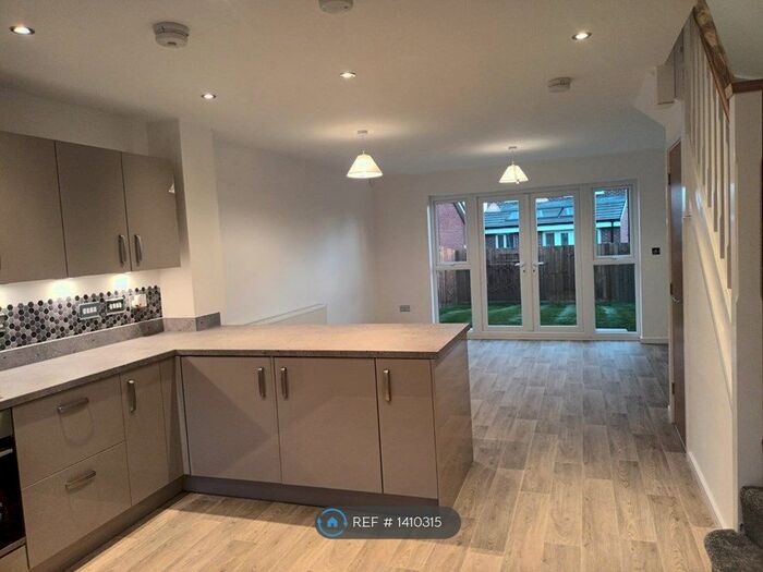 2 Bedroom Semi-Detached House To Rent In Goldthorpe, Rotherham, S63