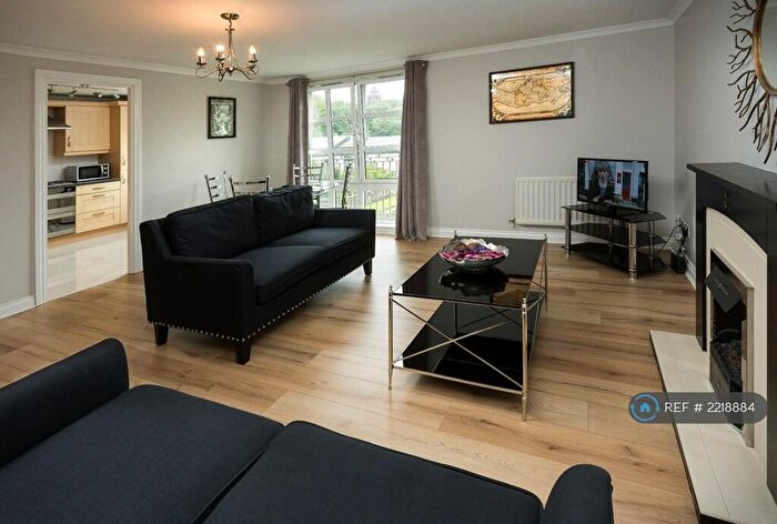 2 Bedroom Flat To Rent In Old Tolbooth Wynd, Edinburgh, EH8