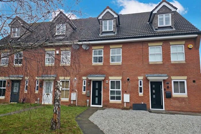 3 Bedroom Terraced House For Sale In Primrose Drive, Bedworth, Warwickshire, CV12