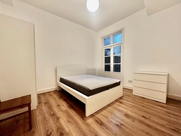 2 Bedroom Flat To Rent In Arodene Road, Brixton, London, SW2